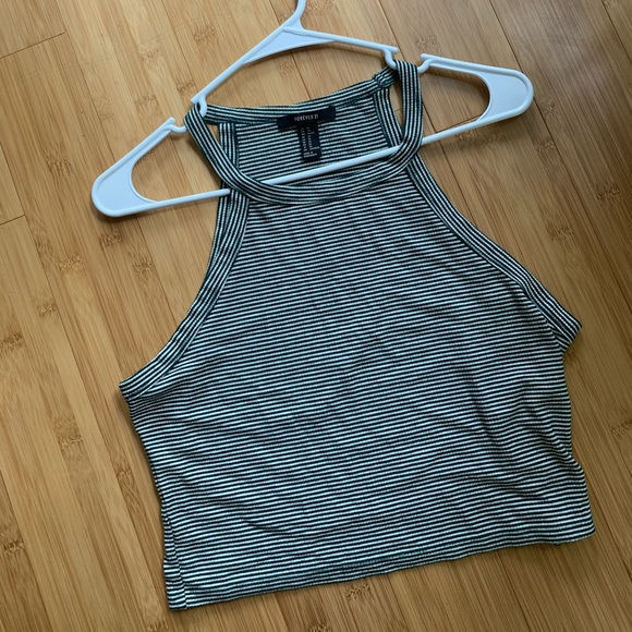 Dark green striped crop top! - Picture 2 of 3